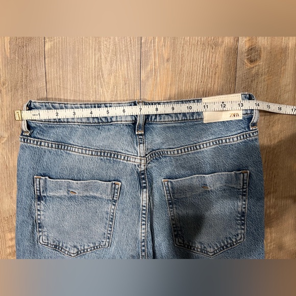 Zara Flare Jeans size 6 High Waisted Distressed Medium Wash - Picture 9 of 12